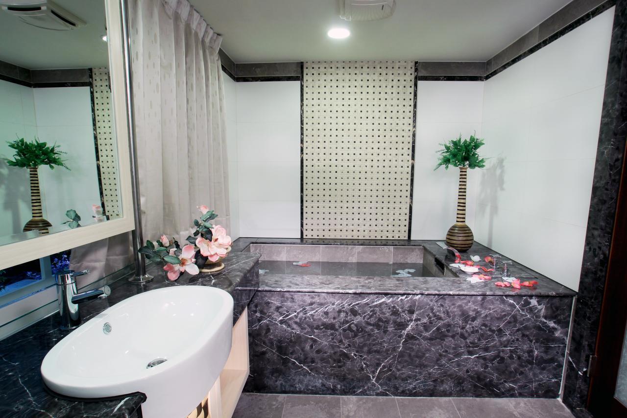 Chuang-Tang Spring Spa Hotel - Deyang Jiaoxi Eksteriør bilde