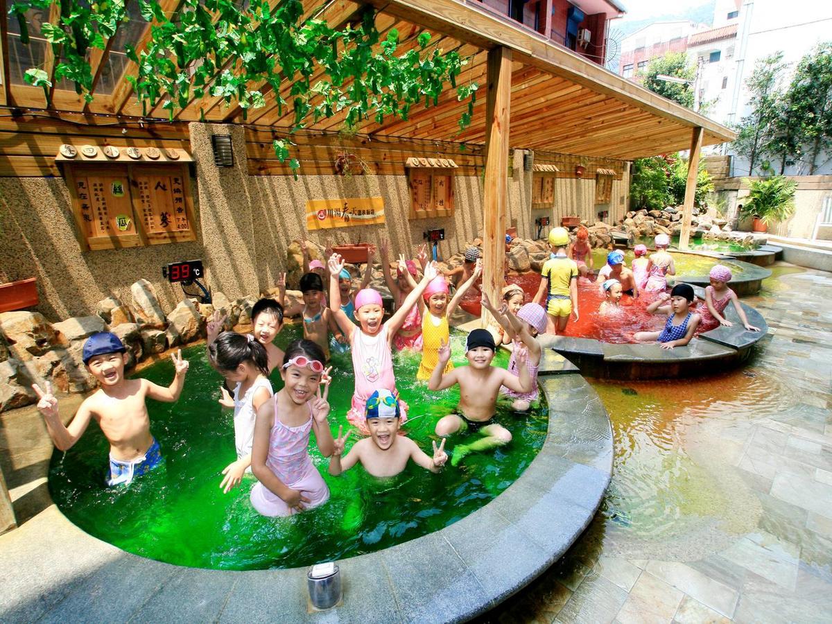 Chuang-Tang Spring Spa Hotel - Deyang Jiaoxi Eksteriør bilde